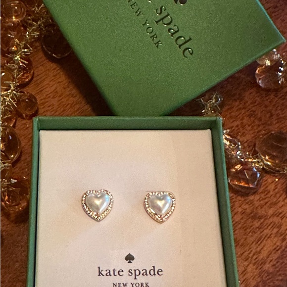 New in Gift Box Kate Spade My Love Pavé Heart Studs Earrings - Picture 6 of 6